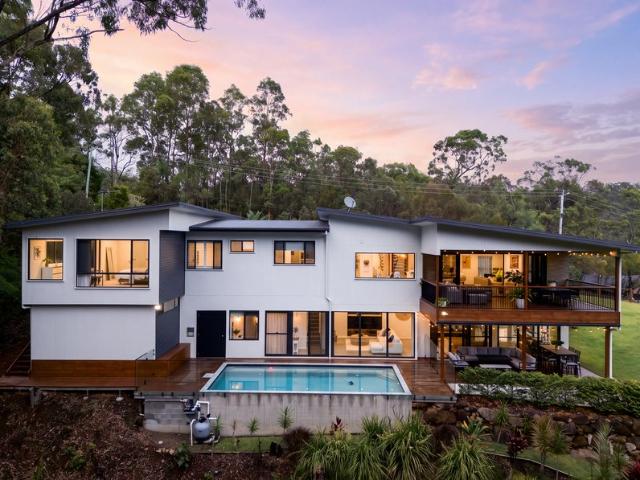 House for sale in Bonogin, Gold Coast City