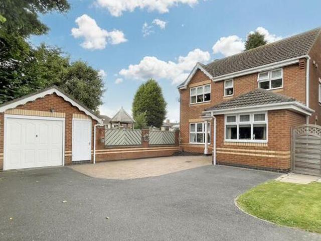 House for sale in Coalville, Leicestershire