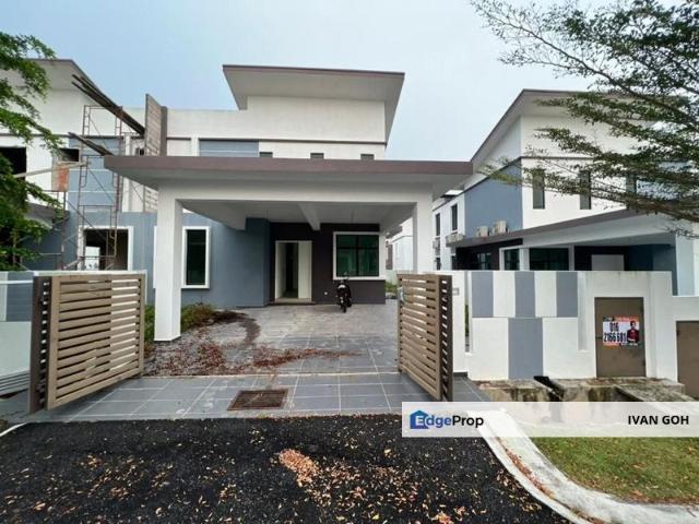 House for sale in Malaka