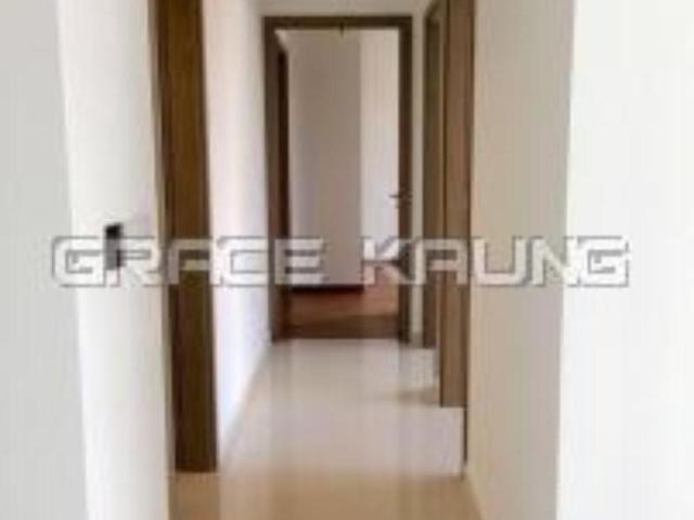 Apartment for sale in 19 North East, Hougang
