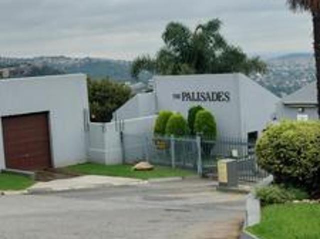 Townhouse for sale in Vosloorus, Gauteng