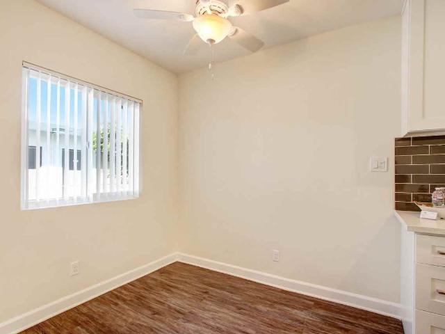 Apartment for rent in Canoga Park, California