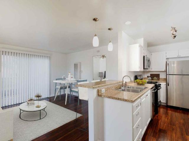 Apartment for rent in California