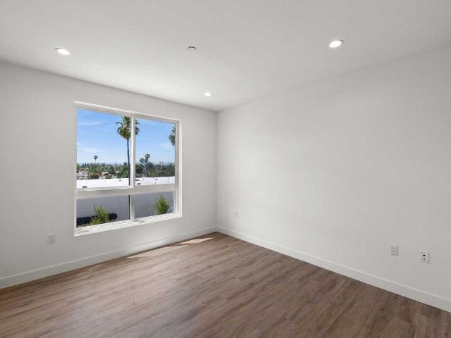 Apartment for rent in Pacoima Neighborhood Council, Canoga Park