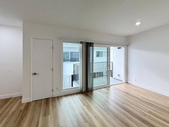 Apartment for rent in Canoga Park, California