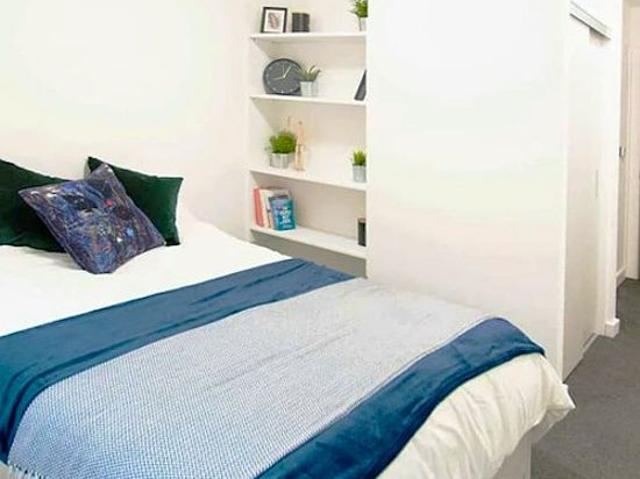 Studio for rent in Cathedral, Sheffield