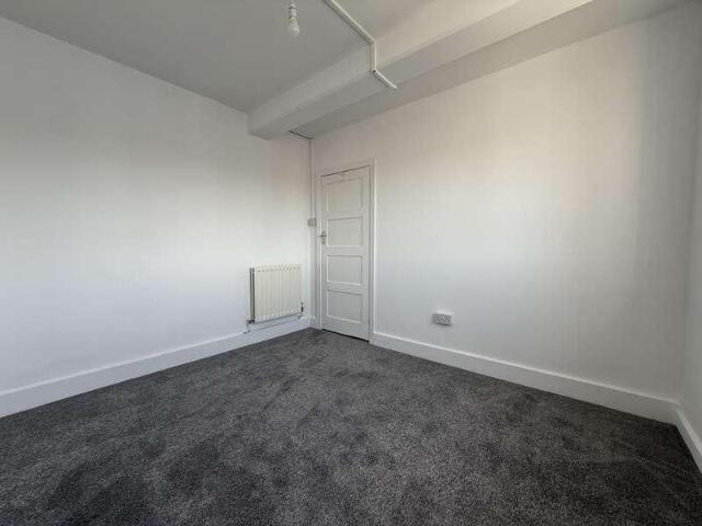Apartment for rent in Upton, Acol