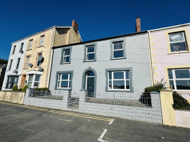House for rent in Carmarthen, Wales