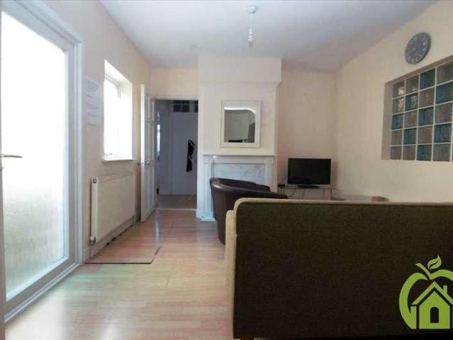 House for rent in London Borough of Havering, Greater London
