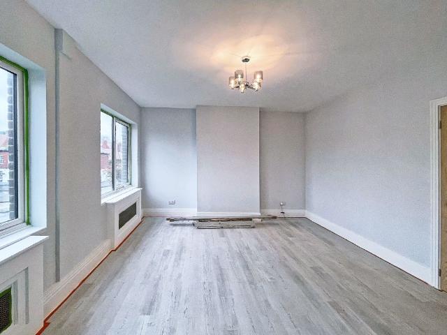 House for rent in Heol-las, Surrey
