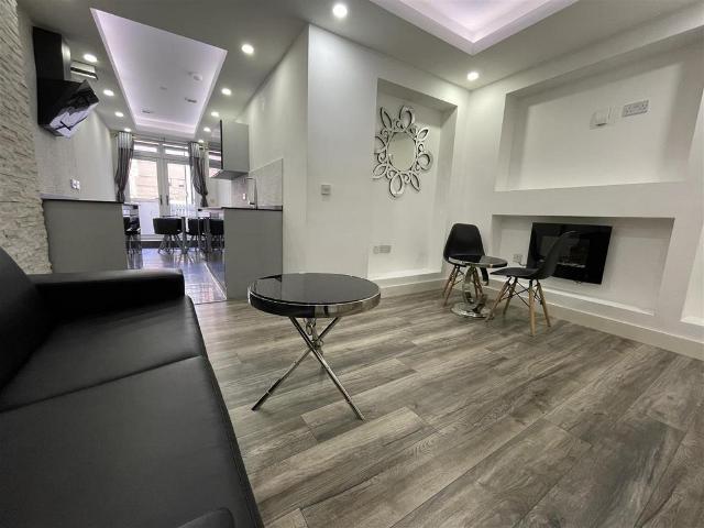House for rent in Plasnewydd, Falcon Lodge