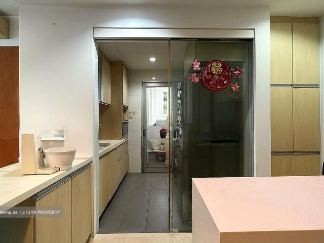 Condominium for sale in 05 South West