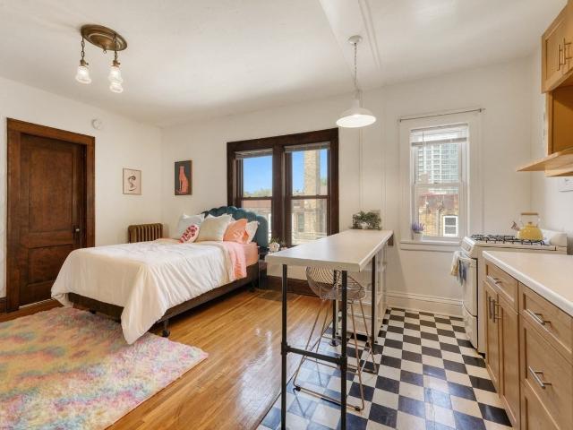 Apartment for rent in Hennepin, Minnesota