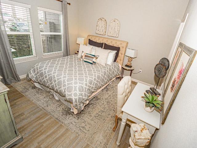 Apartment for rent in Richwood, Texas