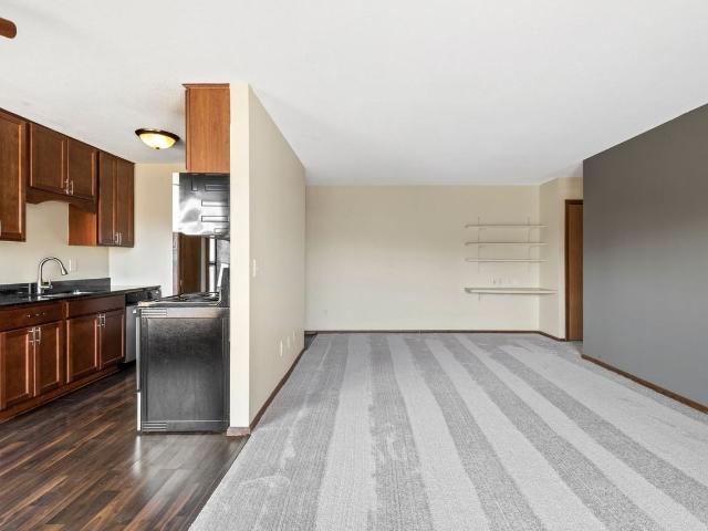 Apartment for rent in Hennepin, Minnesota