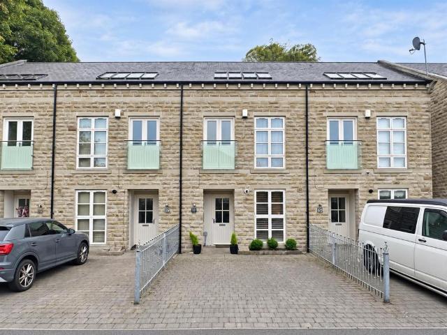 House for rent in Highburton, West Yorkshire