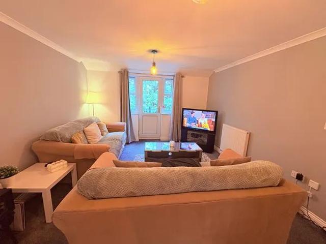 Apartment for rent in Prestolee, Lee Bank
