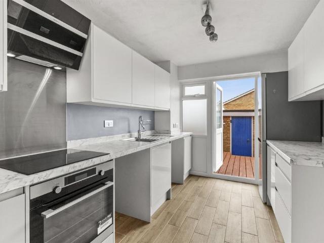 House for rent in Castlefield, Cressex