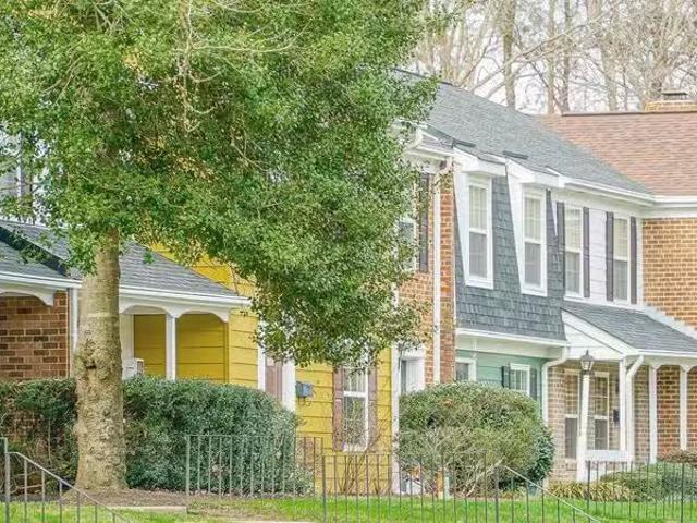 Condo for sale in Williamsburg