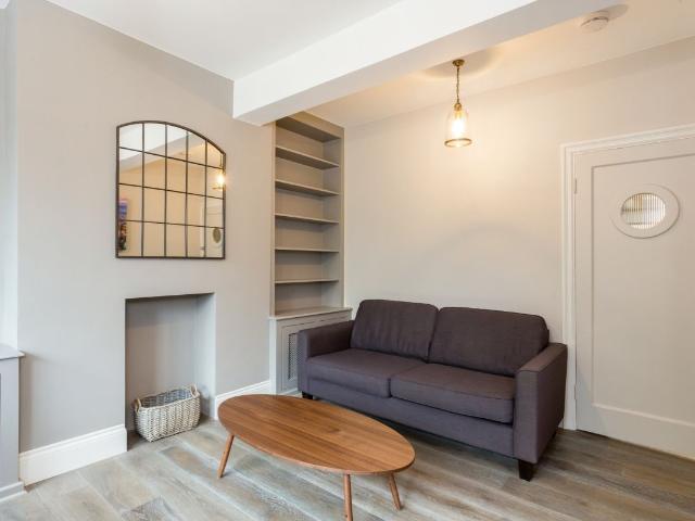 Apartment for rent in Clapham, Greater London