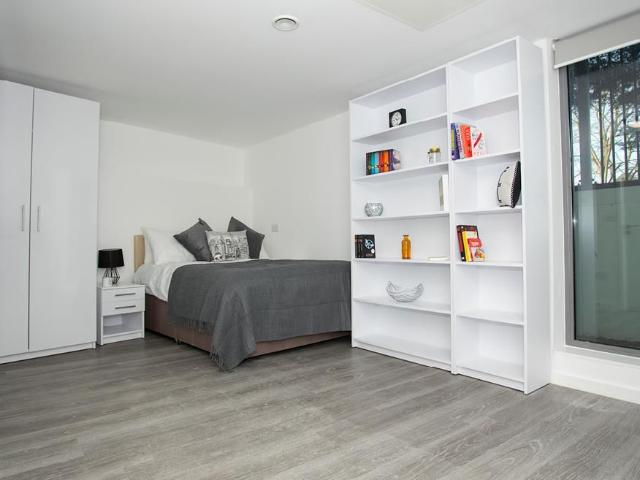 Studio for rent in London Borough of Ealing, Greater London