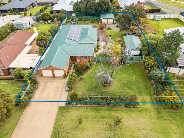 House for sale in Finley, New South Wales