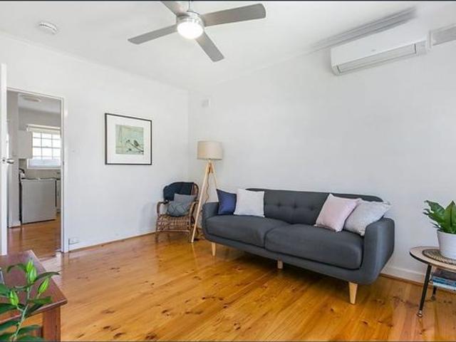 House for rent in Kingswood, Adelaide