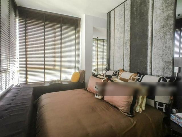 Apartment for sale in Newton