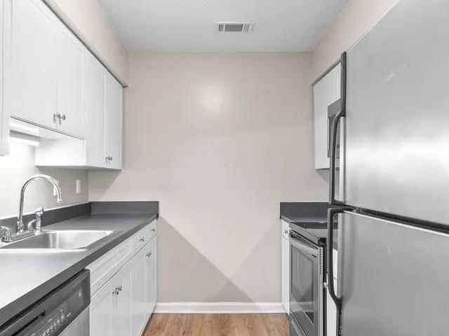 Apartment for rent in Cardinal Acres, Clarksville