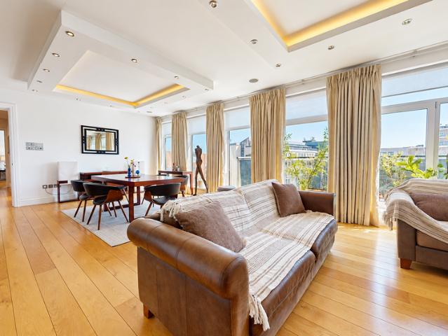 Apartment to rent in Bluebell, North Tipperary