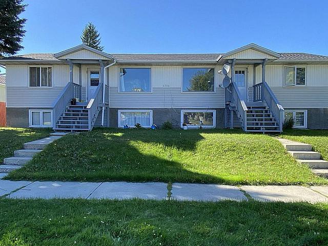 Duplex for rent in Wedgewood, Alberta