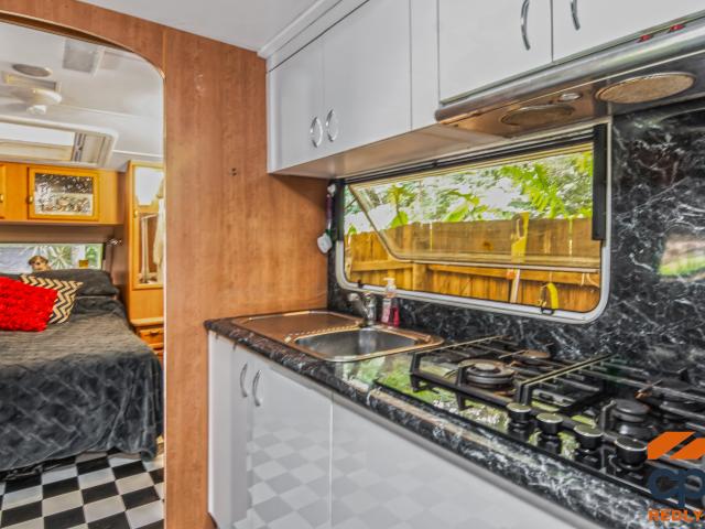 Apartment for sale in Brinsmead, Queensland