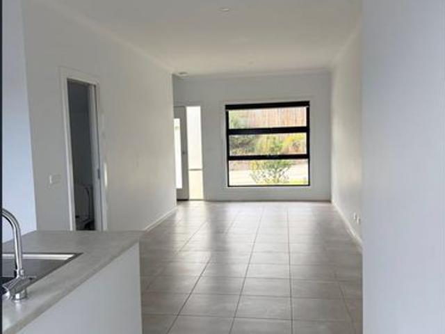 Townhouse for rent in Camerons Creek, Victoria