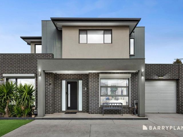Townhouse for sale in Camerons Creek, Victoria