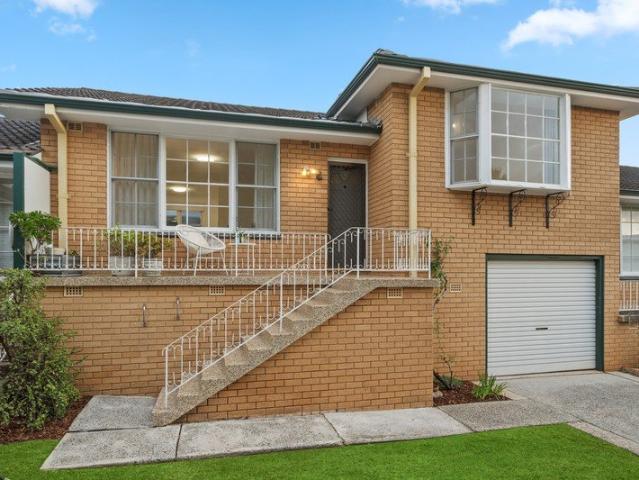 Villa for sale in Sydney, New South Wales