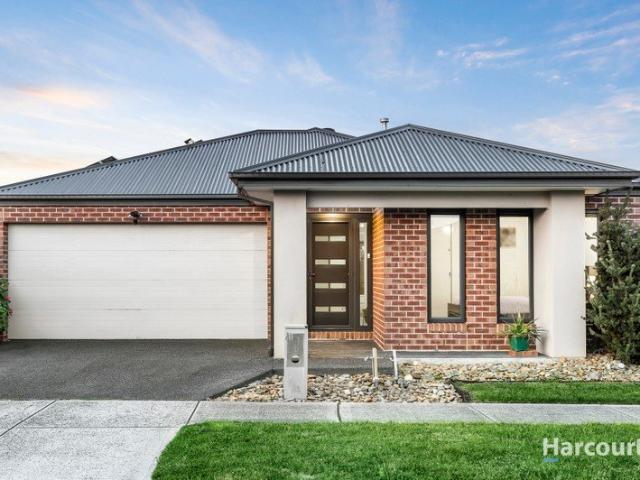 House for sale in Arcadia Estate, Melbourne