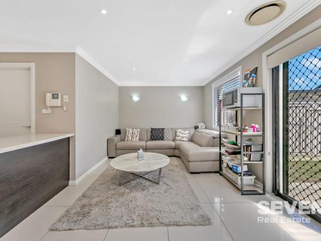 Townhouse for rent in Sydney, New South Wales