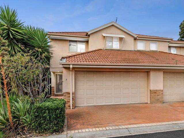 Townhouse for sale in Camerons Creek, Victoria