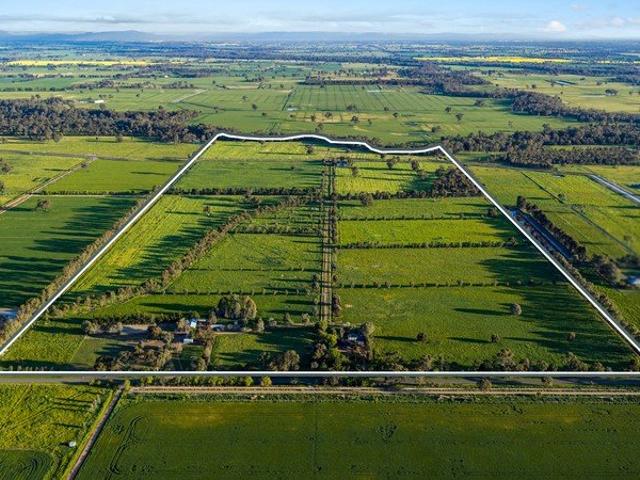 Cottage for sale in Kialla, City of Greater Shepparton