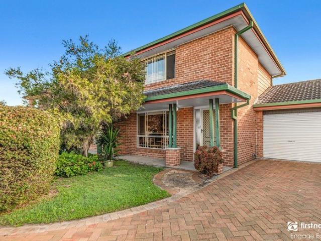 Townhouse for sale in Ambergate, New South Wales