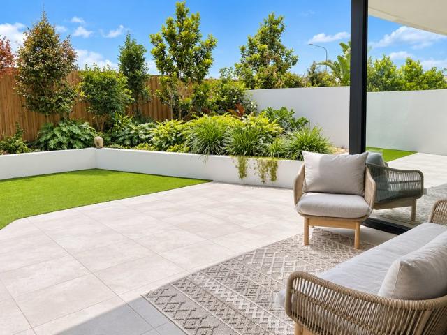 Apartment for sale in Hope Island, Gold Coast City