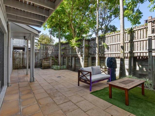 Townhouse for sale in Methul, Queensland