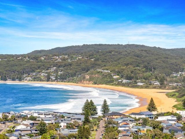 House for sale in Copacabana, Gosford