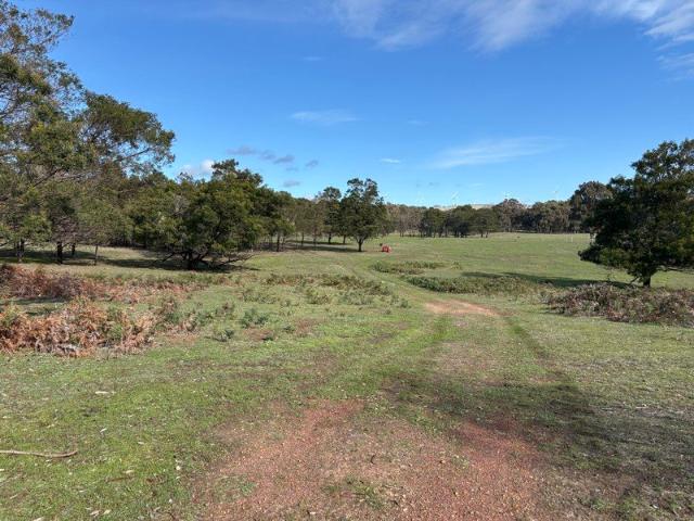 Acreage for sale in Whiteheads Creek, Victoria