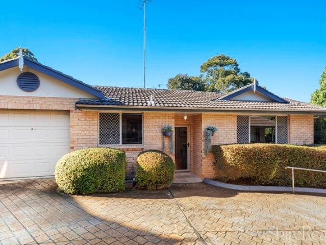 Townhouse for sale in Sydney, New South Wales