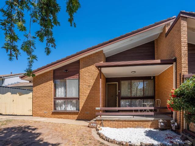 Townhouse for sale in Albury, New South Wales