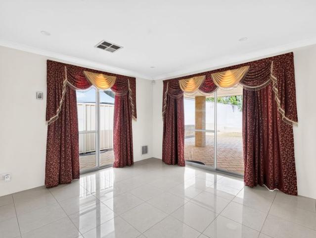 House for rent in Success, Western Australia