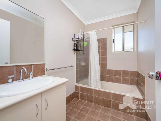 House for sale in Glen Iris, Bunbury