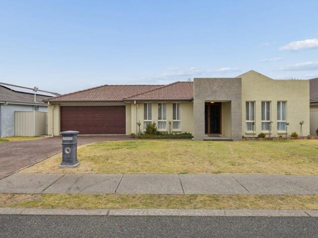 House for sale in Brisbane Grove, New South Wales