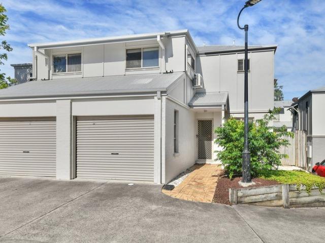 Townhouse for sale in Toombul, Queensland